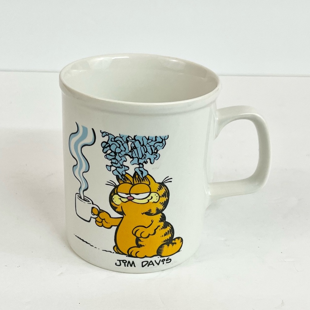 Vintage 1981 Jim Davis I Like My Coffee Hot Garfield Coffee Mug